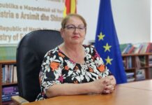 Јаневска: Студентка во еден месец положила 17 испити,