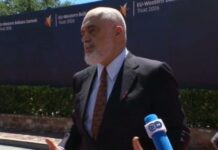 ВИДЕО | Го прашаа Рама кога Албанија ќе влезе во ЕУ – тој одговори во свој стил: „Има три работи што не можеш да ги предвидиш – Бог, сексот и ЕУ“