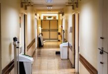 Во лабораторија уништени 99% од клетките на ракот без хемотерапија, операција или зрачење