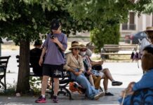 Метео: Сончево и топло време