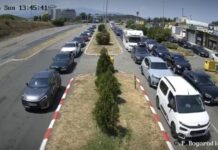 ЕЕС тројно го зголемува времето на чекање на пасошката контрола